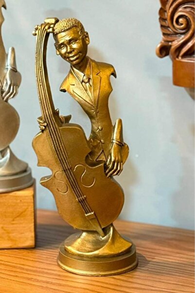 SPR Musician Figurine Figurine of a Musician