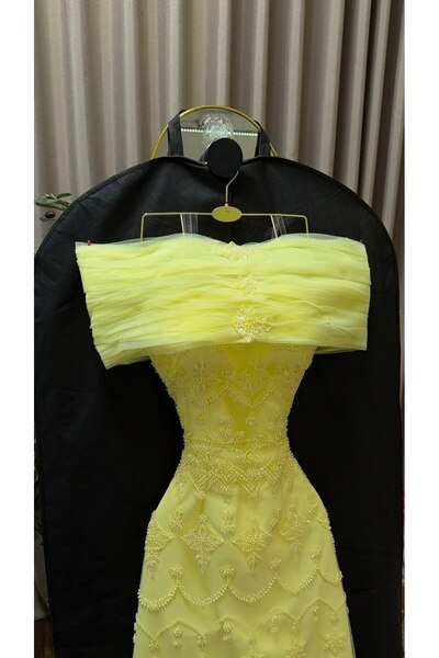FASHION فستان سهرة أصفر فاتح ناعم بتطريز اللؤلؤ الفاخر والتول الراقي ليمنحك إ...