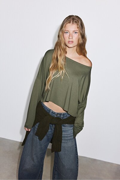 Stradivarius Uzun kollu t-shirt