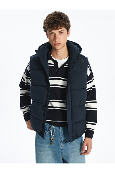 LC Waikiki Vision New Season Standard Fit Hooded Men's Puffer Vest