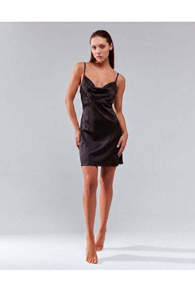 valeza Reagan Black Satin Nightgown