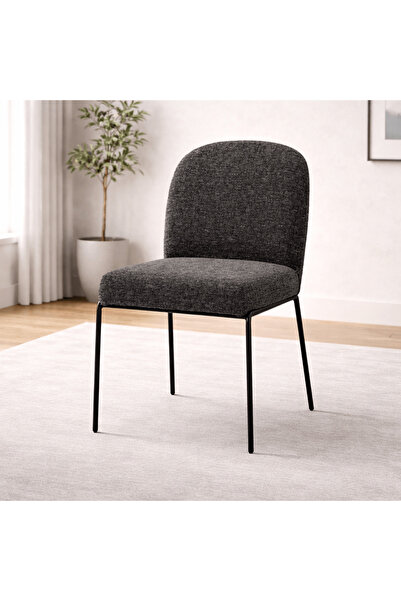 Roots Furniture كرسي طعام أسود بتصميم عصري