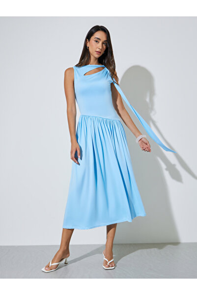 Styli Blue Cut-Out Detail A-Line Midi Dress