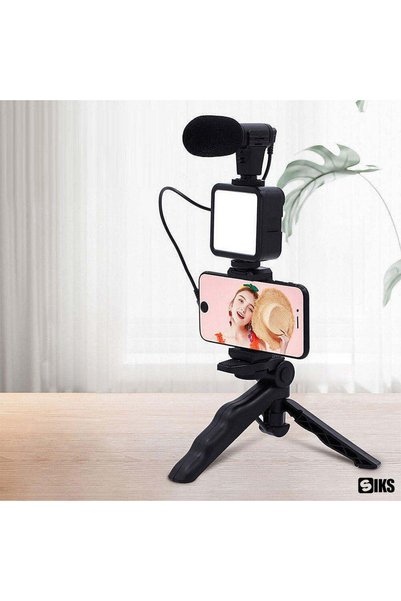 Generic Kit Pentru Vlogging 4 in 1: Trepied, Lampă LED, Microfon și Telecomandă