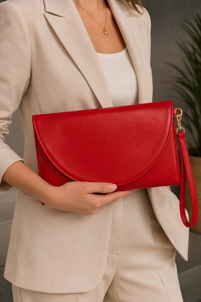 Classbag حقيبة يد نسائية أنيقة حمراء اللون، حقيبة كلاتش متوسطة الحجم مع حزام ...