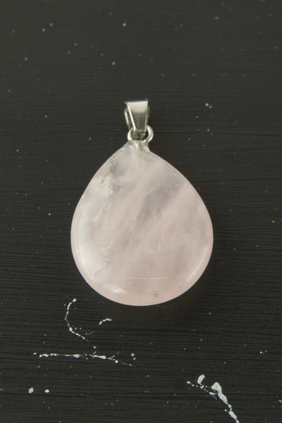Generic Brand Quartz Oval Natural Stone Pendant 1 Piece