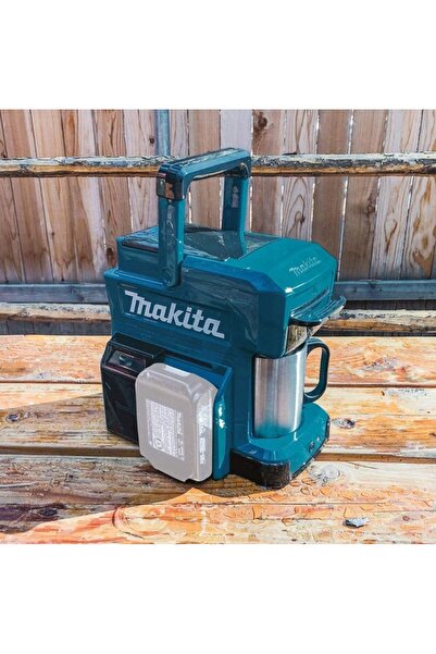 Makita AC/DC18V DCM501Z Aparat de cafea cu transfer