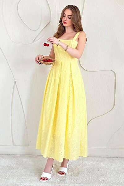 Generic Brand Brode Dress with Yellow Strap Apparatus