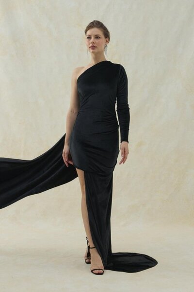 Generic Brand Black One Shoulder Velvet Dress