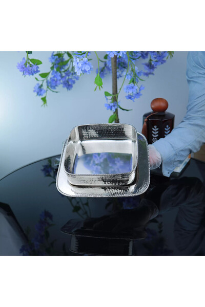 Al Hadaya Mall Stainless Steel Serving Tray with Elegant and Distinctive Desi...