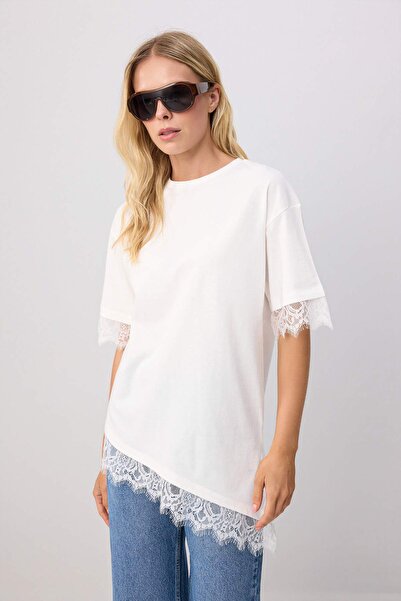 Συλλογή Trendyol Εκρού Πλεκτό T-Shirt με κοντό μανίκι και δαντέλα, κανονική ε...