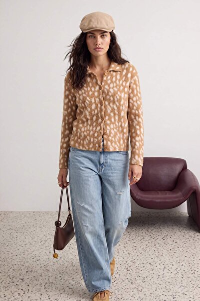 Trendyol Kollektion Nerz*001 Strickjacke mit Bambi-Muster und Polokragen TWOA...