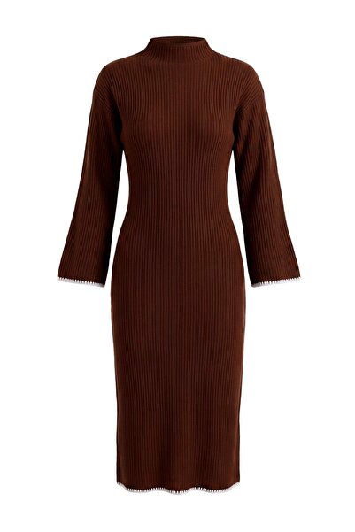 Trendyol Modest Brown Embroidery Detailed Hijab Dress Tctaw25Eb00001