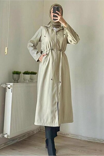 TRENDTESETTÜR KADIN BEJ (TAŞ) KAPÜŞONLU BELİ BÜZGÜLÜ TRENÇKOT T 1495