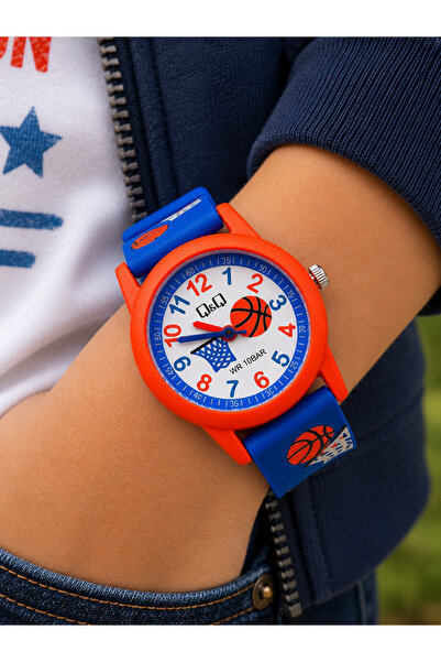 Q&Q 10 Atm Waterproof Boy's Wristwatch with Silicone Strap