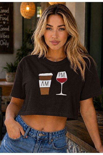 Maison La Femme Tricou crop oversize cu imprimeu negru cu decolteu roșu pentr...