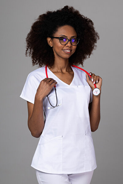 tag Costum medical pentru femei, bluză și pantaloni, slim fit, model nou AMBRA, alb