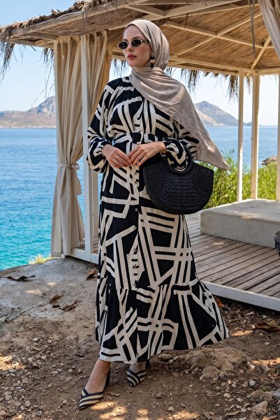 InStyle فستان فيسكوز أسود مع حزام مخطط