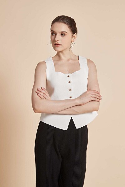 Yola Solid Square Neck Top