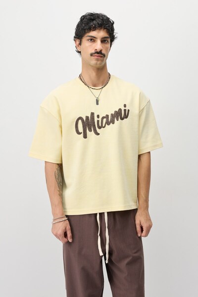 VAMOSCLO Oversize Printed T-Shirt Yellow