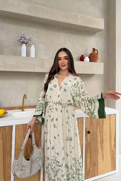 mezqa Women's Green Patterned Gathered Waist Long Slit Dress