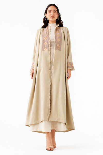 Azria Fashion عباءة مفتوحة مطرزة باللون البيج - تصميم مريح