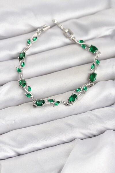 Inure Jewelry سوار نسائي من النحاس باللون الفضي والأخضر مرصع بحجر الزركون على...