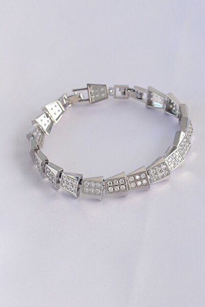 Inure Jewelry سوار هندسي فضي اللون من سلسلة Vip بحجر الزركون النحاسي