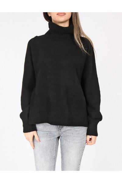Evendi Pulover, Negru