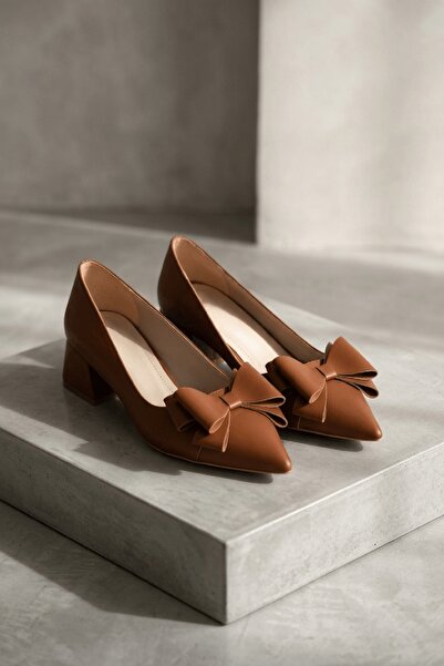 DURUNUN BUTİĞİ Rena Tan Bow (4cm) Pointed Toe Heeled Shoes