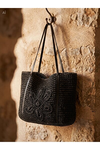 Meya design Women's Black Leather Drawstring Hand-Knitted Shoulder Bag - Flor...