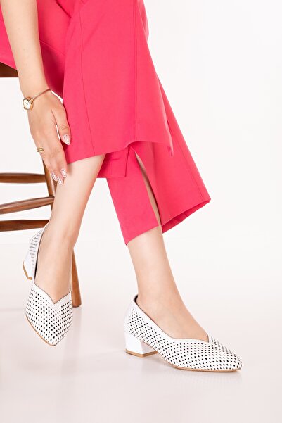 Gondol Genuine Leather Laser Perforated Low Heel Shoes Shhn.1098 White