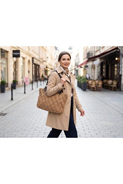 Meya design Women's Zippered Shoulder Bag - with Internal Compartment and Lar...