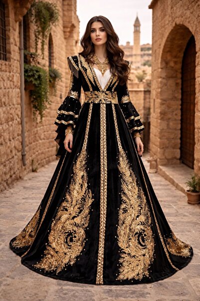 ZK ZÜMRÜT KAFTAN Siyah Renk Vatkalı Gold İşlemeli Gelin Kaftanı