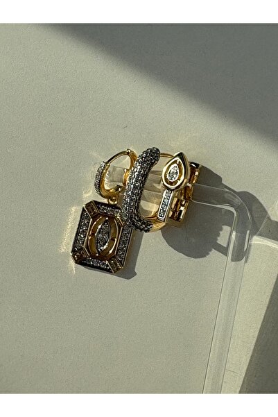 BERFACCESSORIES 3-Piece Snake Detailed Earrings