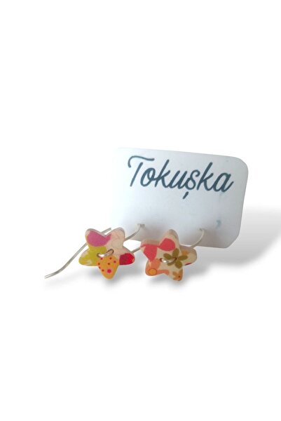 Tokuşka أقراط خشبية على شكل نجمة ذات لون ناعم ومطبوعة على شكل زر