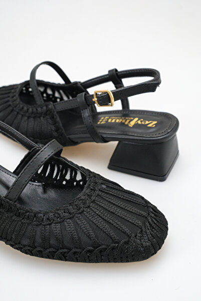 Knitting and Wrist Adjustable Buckle Detail Thick Heel Women's Shoes- Heel 3 cm