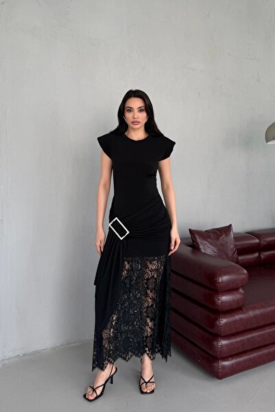 Serica Moda Rochie lungă cu cataramă din piatră neagră și fustă din dantelă