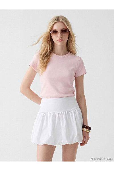 LC Waikiki Nevavm Women's T-Shirt with Oval Collar and Difference
