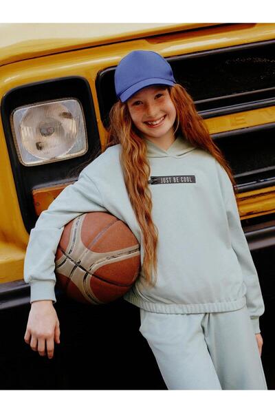LC Waikiki Sweatshirt Set That Makes Lessons Fun (W4)