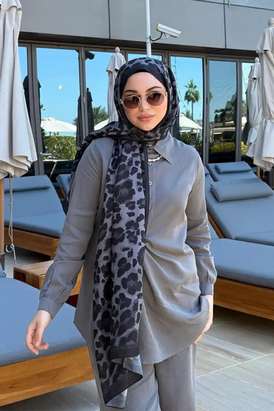 Madame Polo Historical Leopar Desen Şal - Siyah