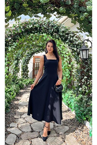 Moda Banuş Thick Straps and Ruffles - Black Dress with Lace-Up Back