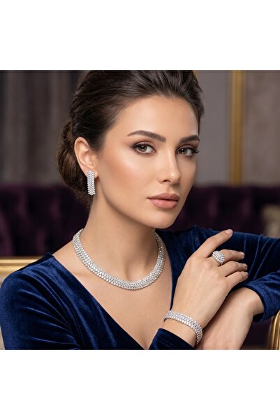 ILAN Luxury Zircon Diamond Alternative 4Pcs Bridal Jewelry Set Geometric V Ba...