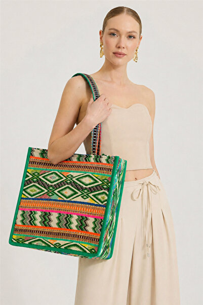 HomeStore Renkli Kilim Desenli Çanta