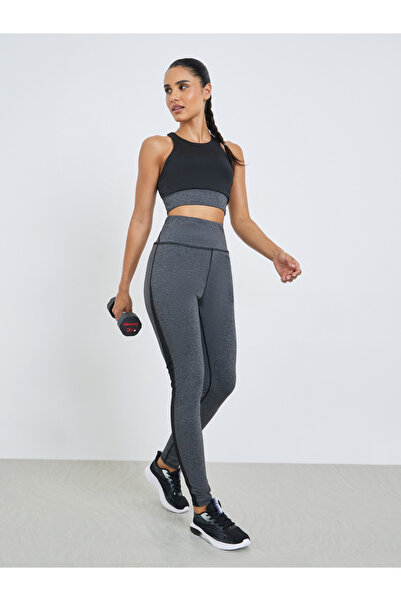 Styli Color Block Open Back Sports Bra and Leggings Set