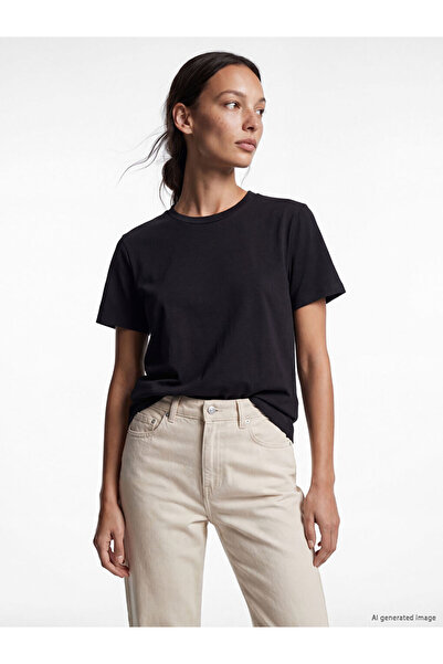 LC Waikiki Esvab • Modern & Distinctive Zero Roba Collar Women's T-Shirt