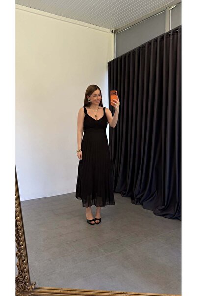 elif teke Pilise Strappy Knitted Midi Dress Black