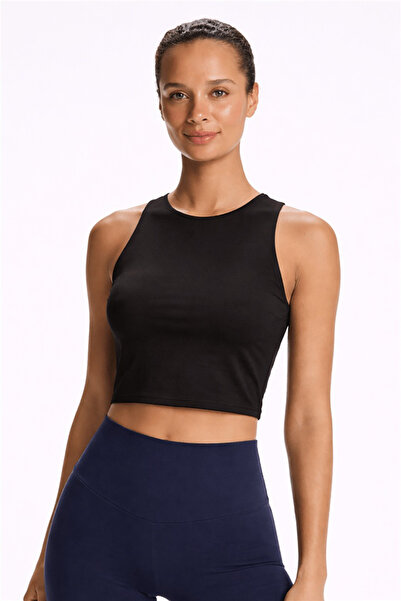 Fashion Friends Crop Fit Crew Neck Athlete Top 26Y0713K1