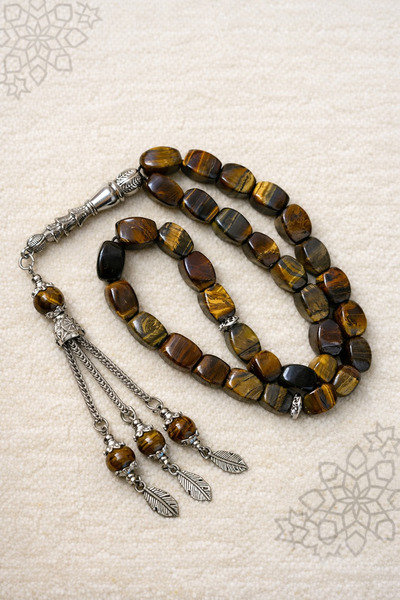 KINZ AL-HADAYA Agate Prayer Beads 33 Beads