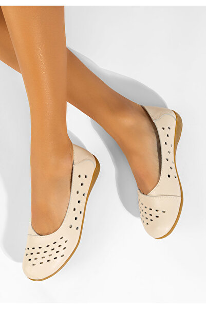 B T Shoes Beige Andeia Leather Ballet Flats